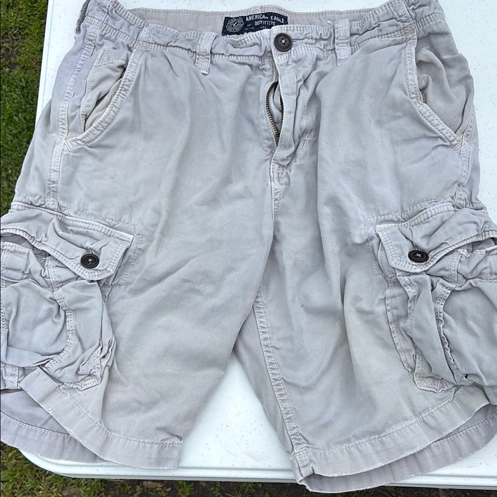 American Eagle Outfitters Gray Cargo Shorts Relaxed Fit